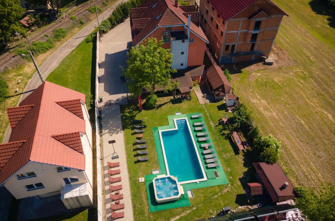 Pensiunea Casa Porojan バイレ・ウヌ・マイ エクステリア 写真