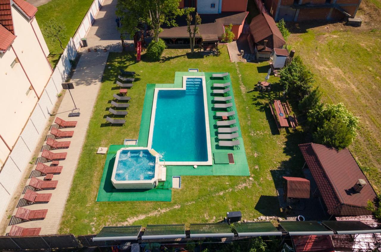 Pensiunea Casa Porojan バイレ・ウヌ・マイ エクステリア 写真